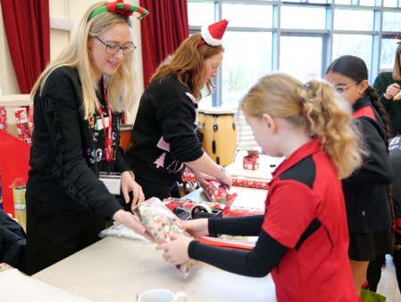Christmas Shop 2024 (2)